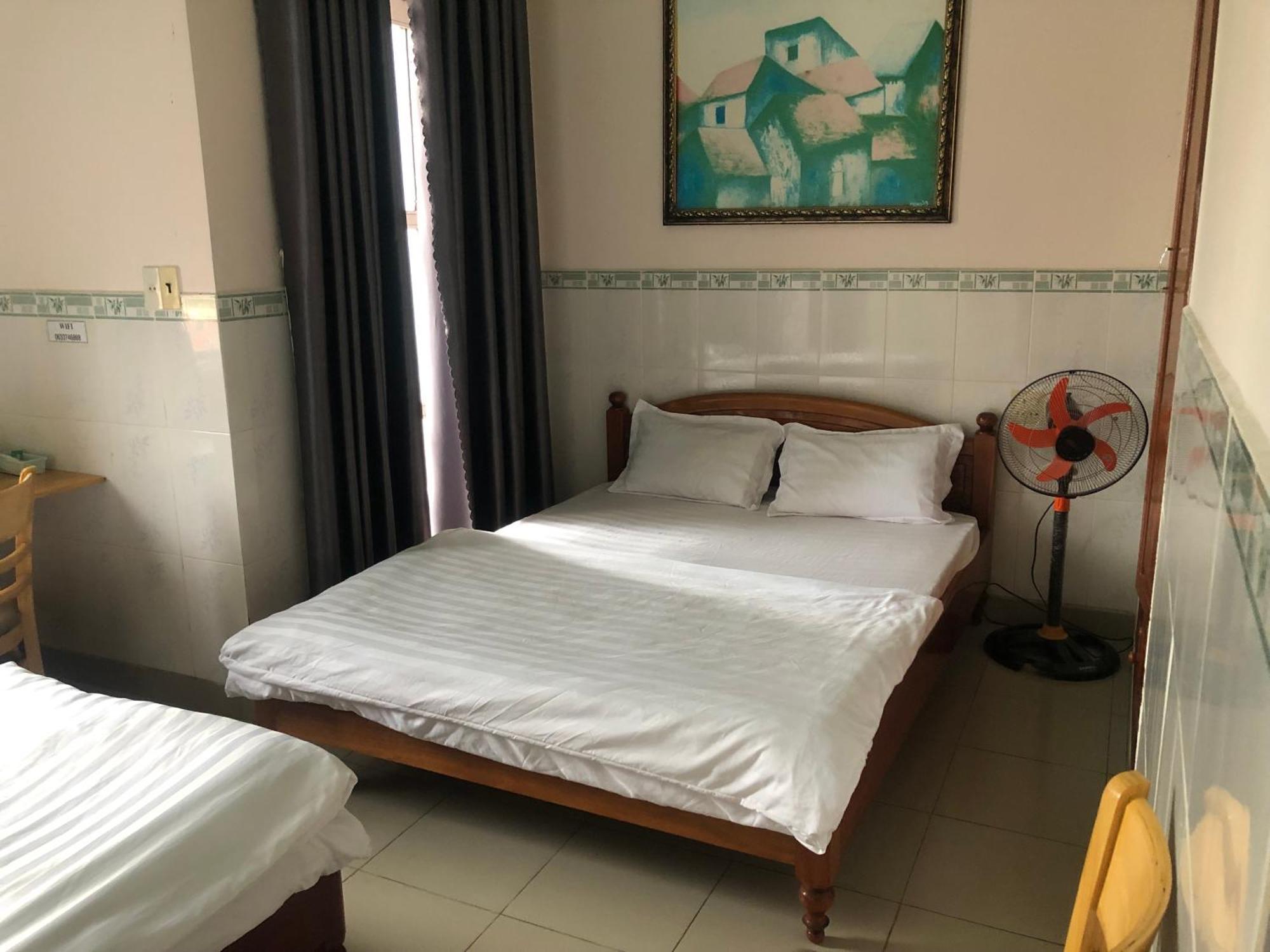 Bed and Breakfast Khach San Quoc Viet à Bảo Lộc Extérieur photo